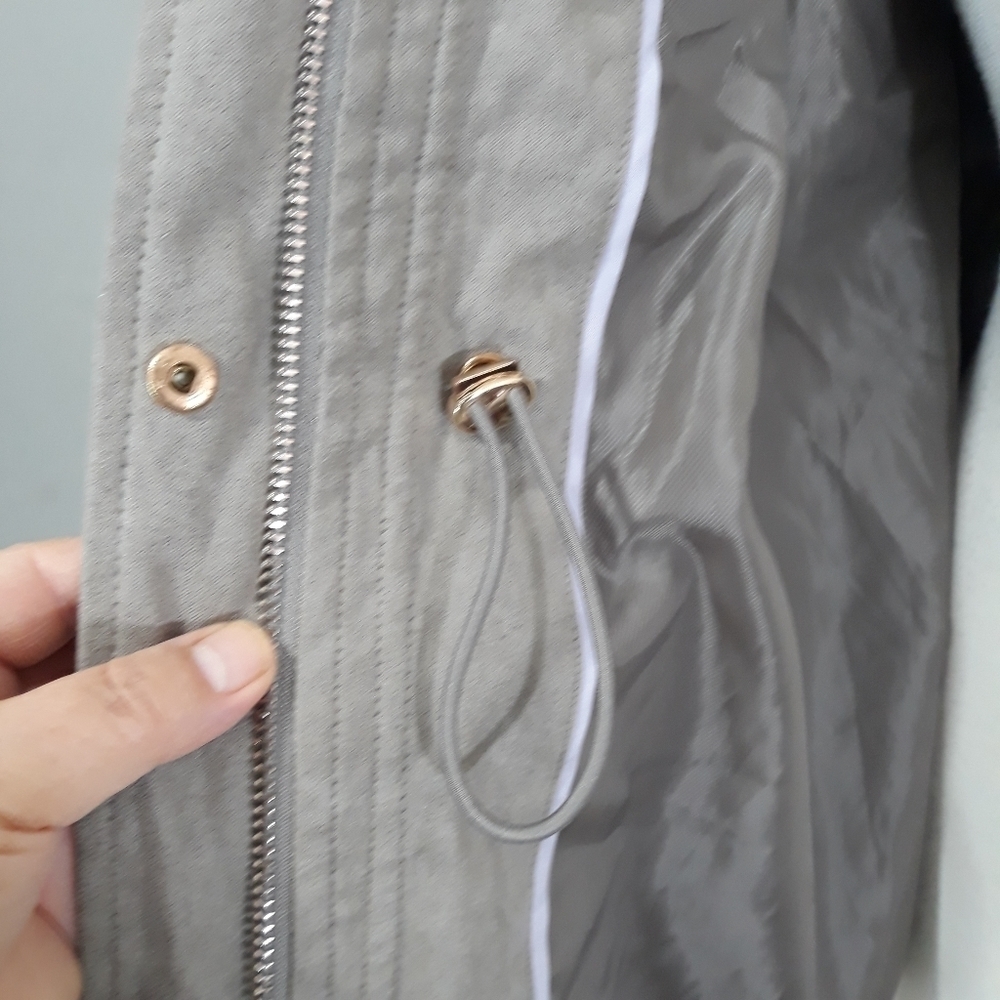 Vince Camuto utility with hidden hoddie light brown jacket Zipper Size Large - Picture 6 of 11
